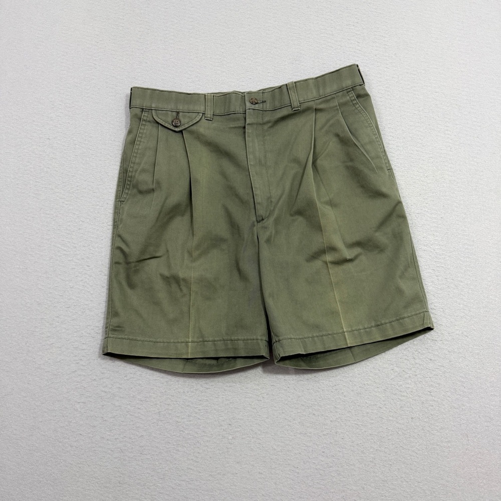 Vintage Haggar Pleated Chino Shorts Men's 34 Green 7" Inseam Faded 90s Preppy
